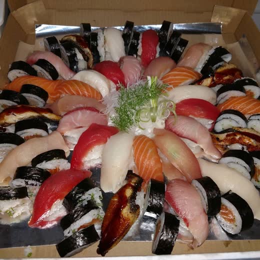 Raw Dead Fish — sushi and the truck